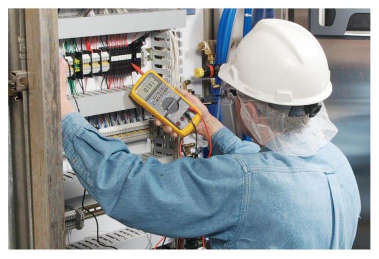 امتیازات کالیبراتور مولتی فانکشن فلوک 787 و 789