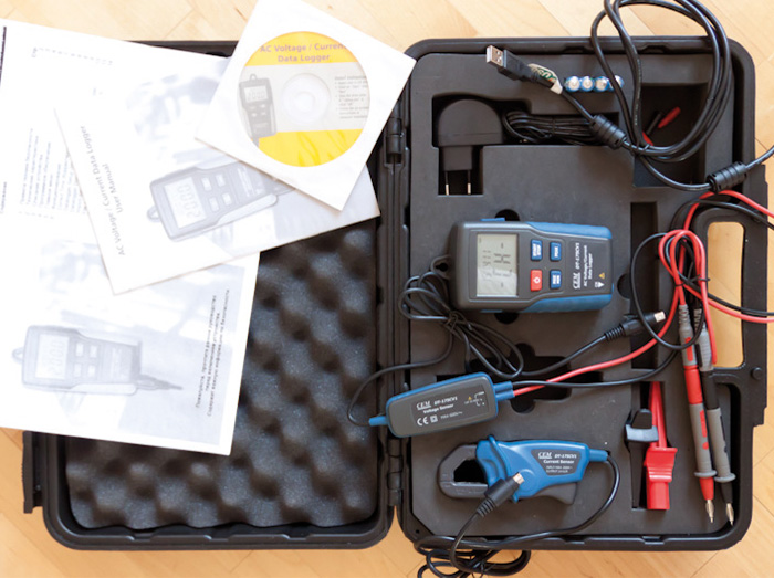 دیتالاگر جریان و ولتاژ مدل DT-175CV1 برند CEM 